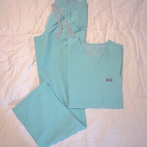 FIGS Fresh Aqua Scrubs XS/XS